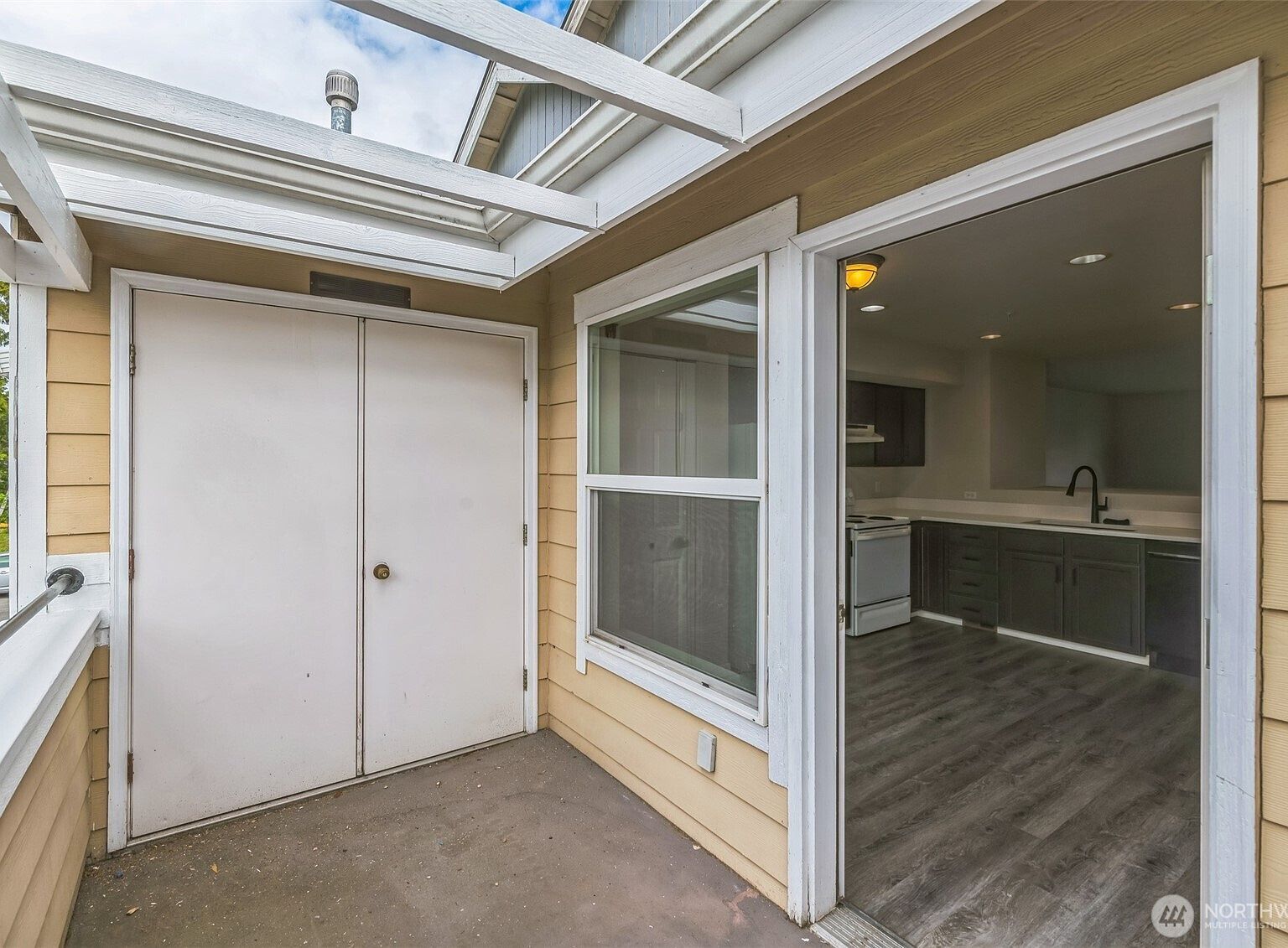 1124 S 23rd St Tacoma, WA 98405  | New build