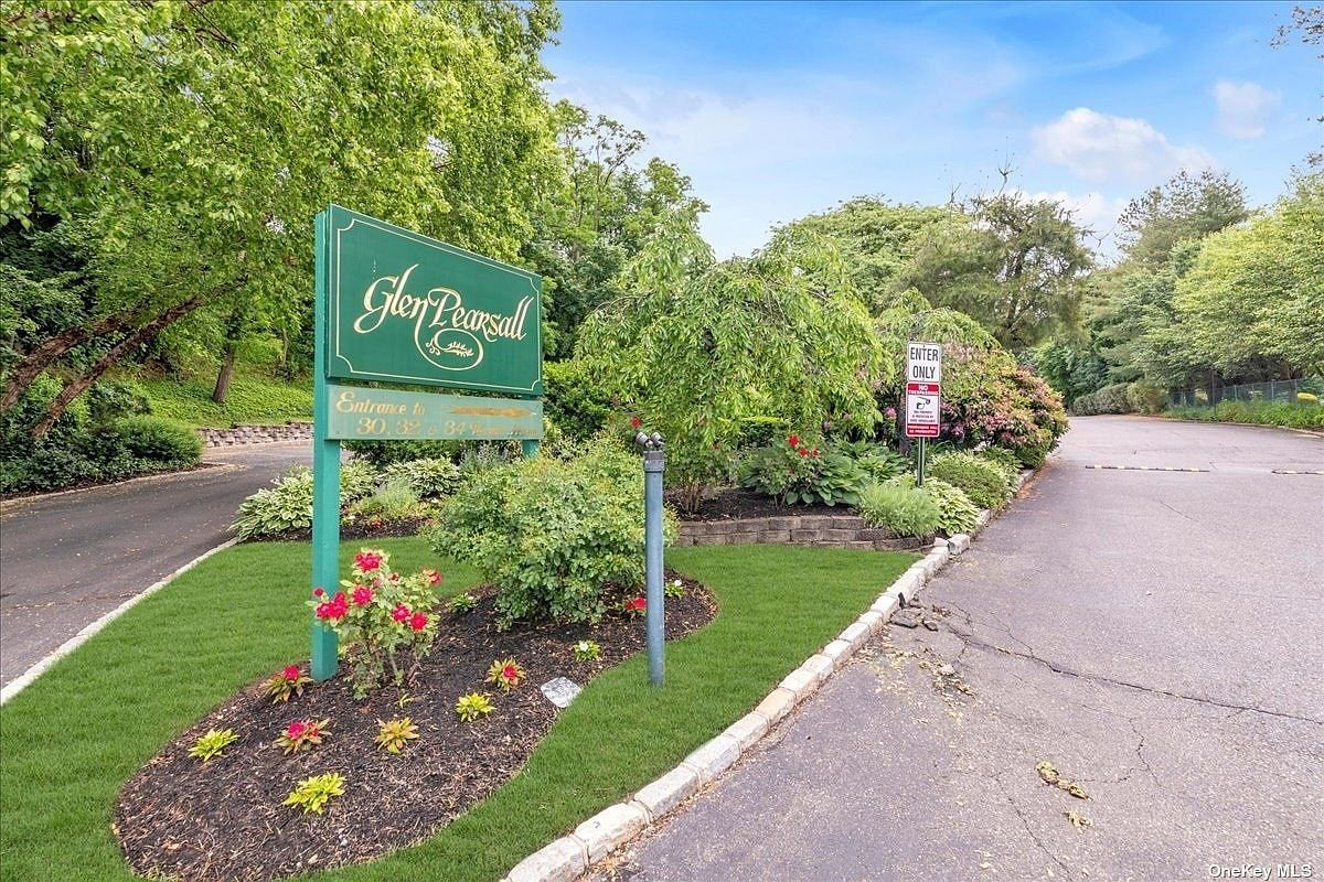 30 Pearsall Ave APT 3H Glen Cove, NY 11542  | Condominium
