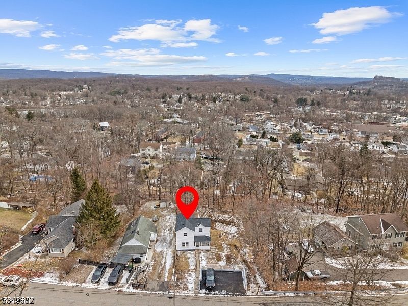 20 Ella St Bloomingdale, NJ 07403  | Single Family