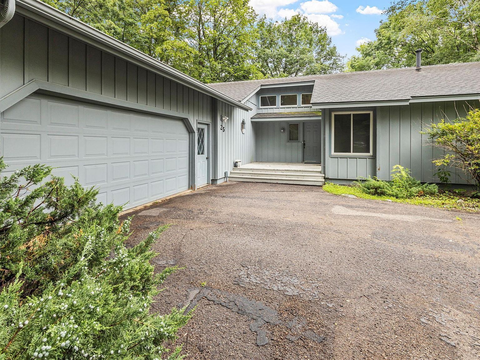 112125 Haering Ln Chaska, MN 55318 | Single Family