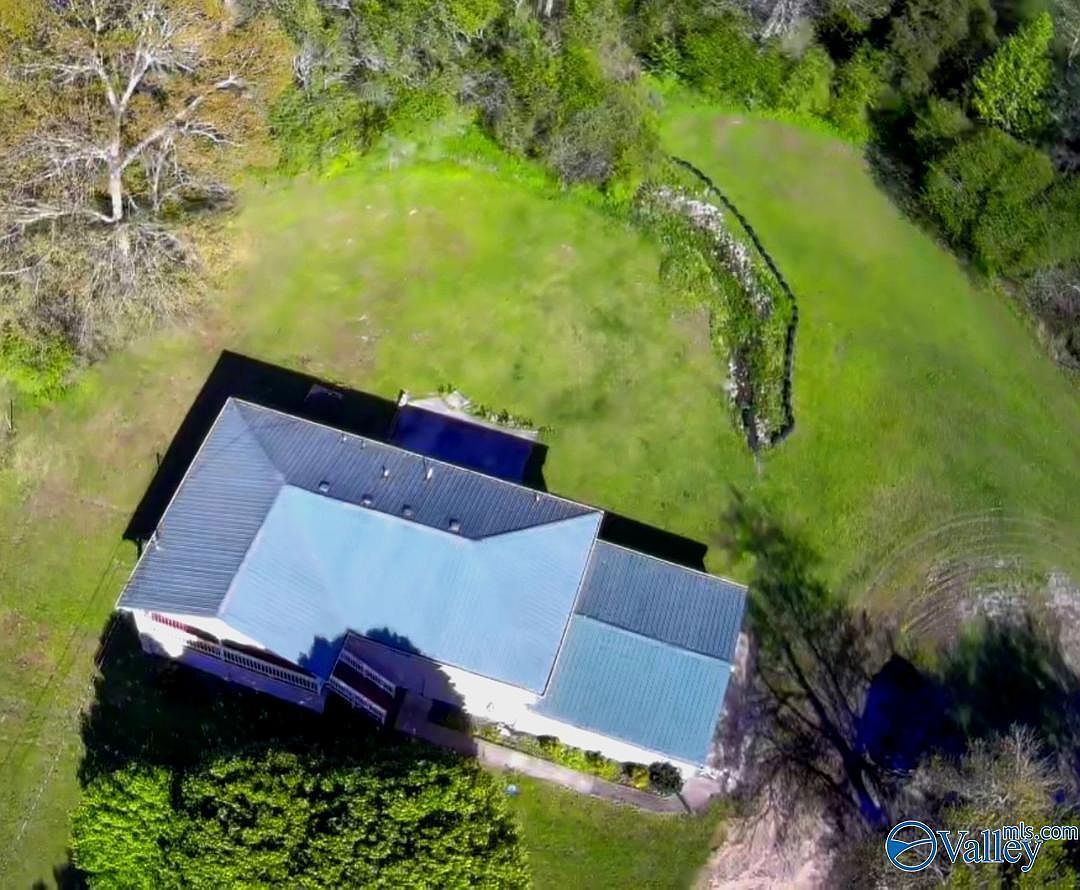 672 County Road 369 Crossville, AL 35962 | Single Family