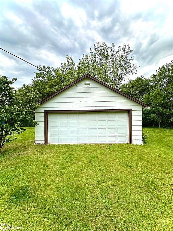 805 Mulberry St Warsaw, IL 62379  | Single Family