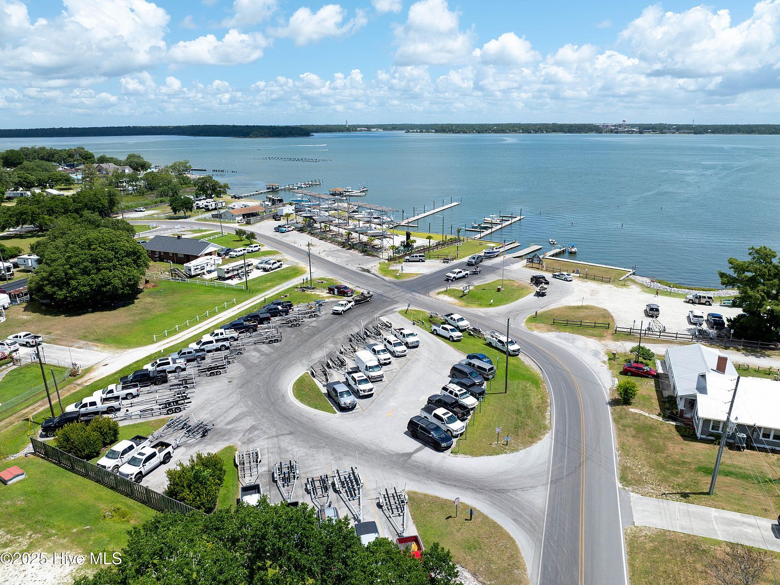 208 Fulcher Landing Rd Sneads Ferry, NC 28460  | New build