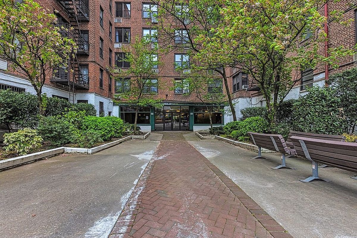 1213 Avenue C13 Brooklyn, NY 11235  | Condominium