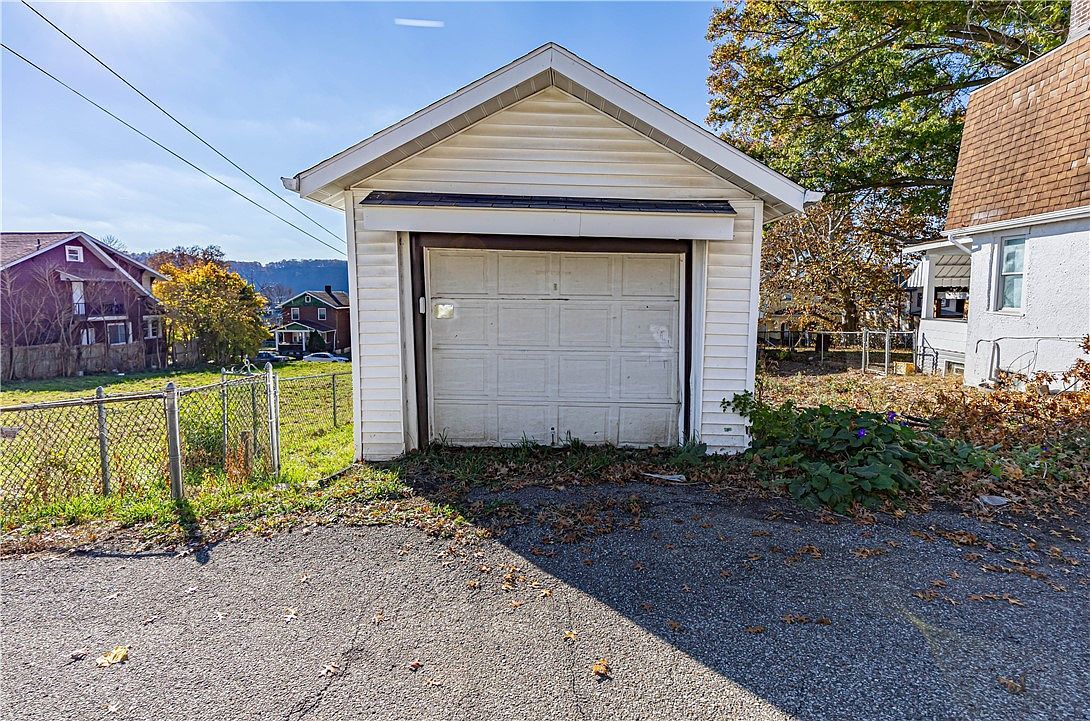 1312 Woodmont Ave New Kensington, PA 15068  | Single Family