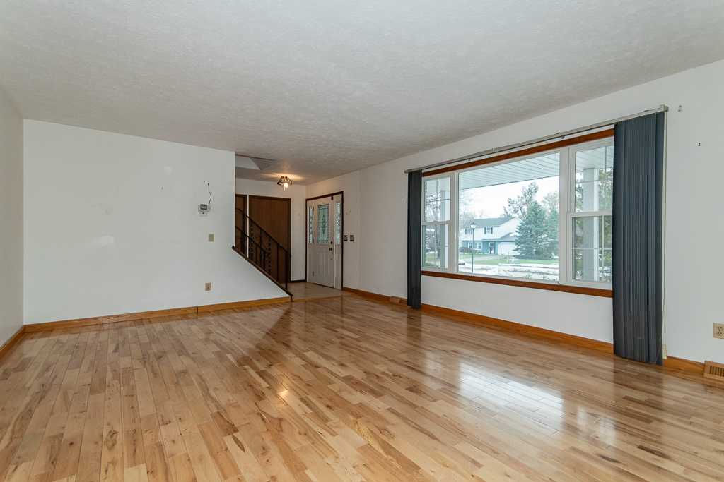 9626 Brimfield Dr, Mentor, OH, USA, 44060 - Thumbnail 3