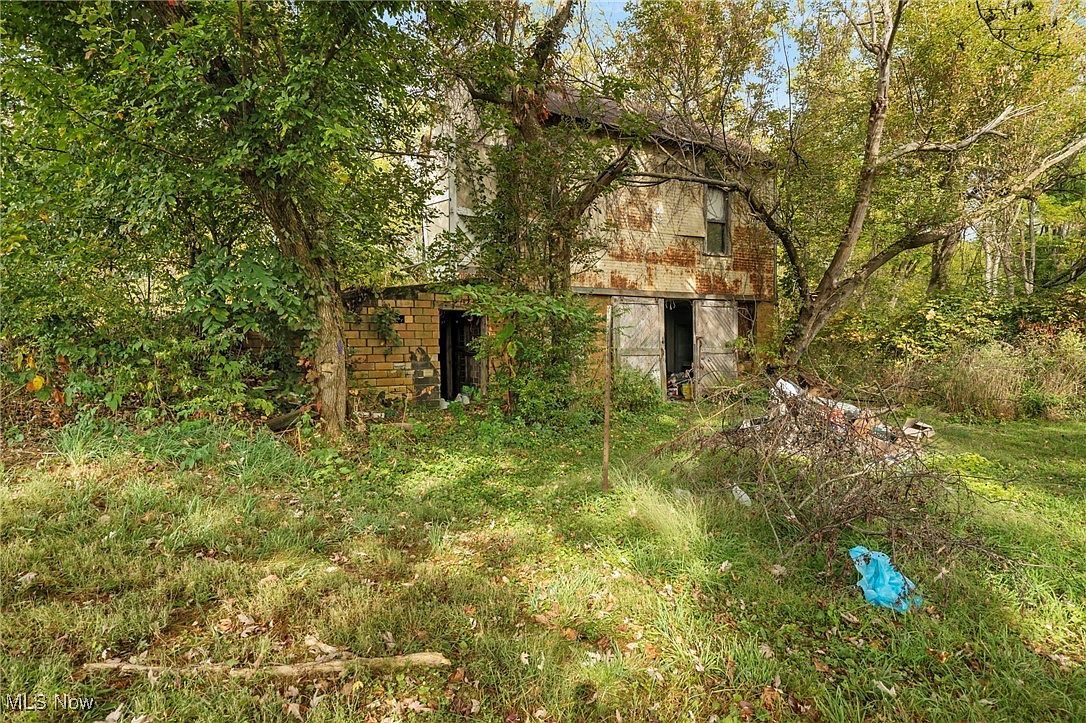 3509 38th St NW Canton, OH 44718  | Single Family