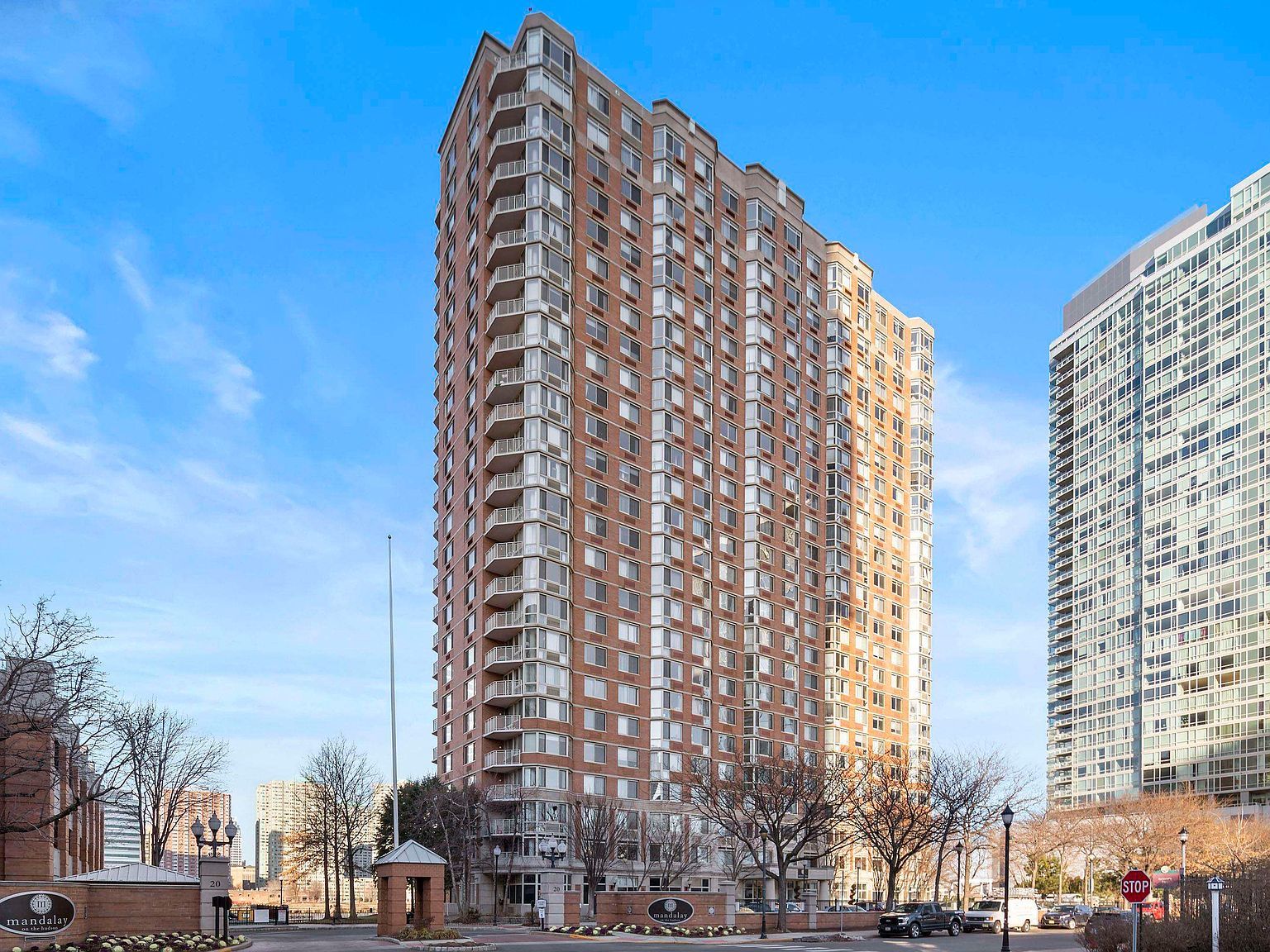 20 2nd St APT 110 Jersey City, NJ 07302 | Condominium