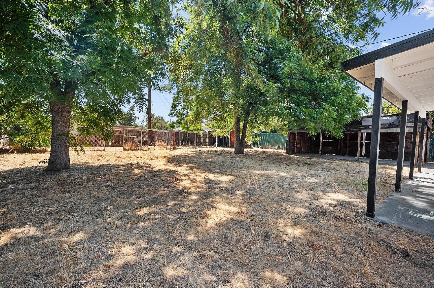 2489 S Poppy Ave Fresno, CA 93706  | Single Family