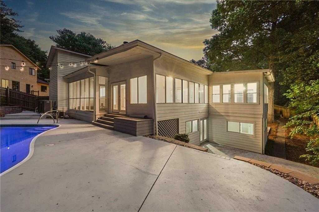 4010 Muirfield Lane, Marietta, GA, USA, 30068  | Single Family