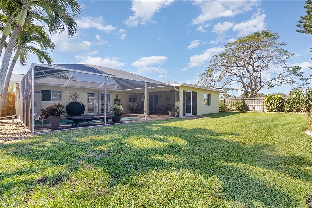 1821 Cornwallis Pkwy Cape Coral, FL 33904 | Single Family