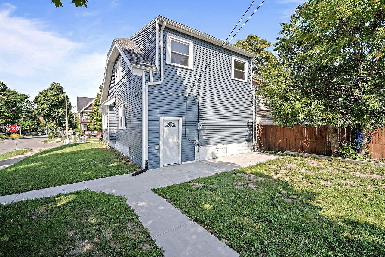 3400 N 24th St Milwaukee, WI 53206  | Single Family