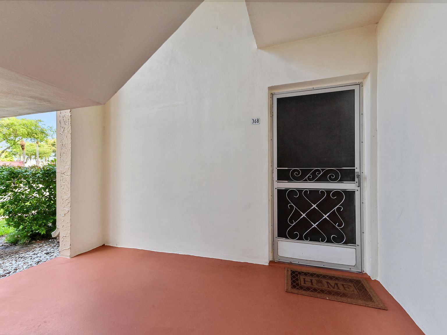 368 Lake Frances Dr #368 West Palm Beach, FL 33411  | Condominium