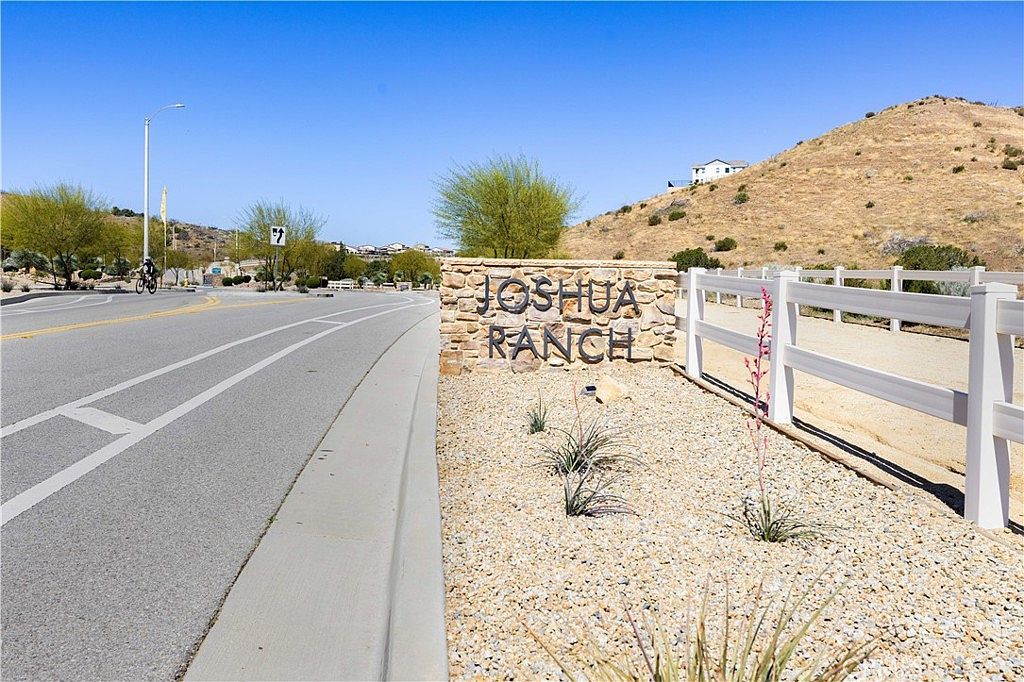 3743 Eliopulos Ranch Dr Palmdale, CA 93551  | Single Family