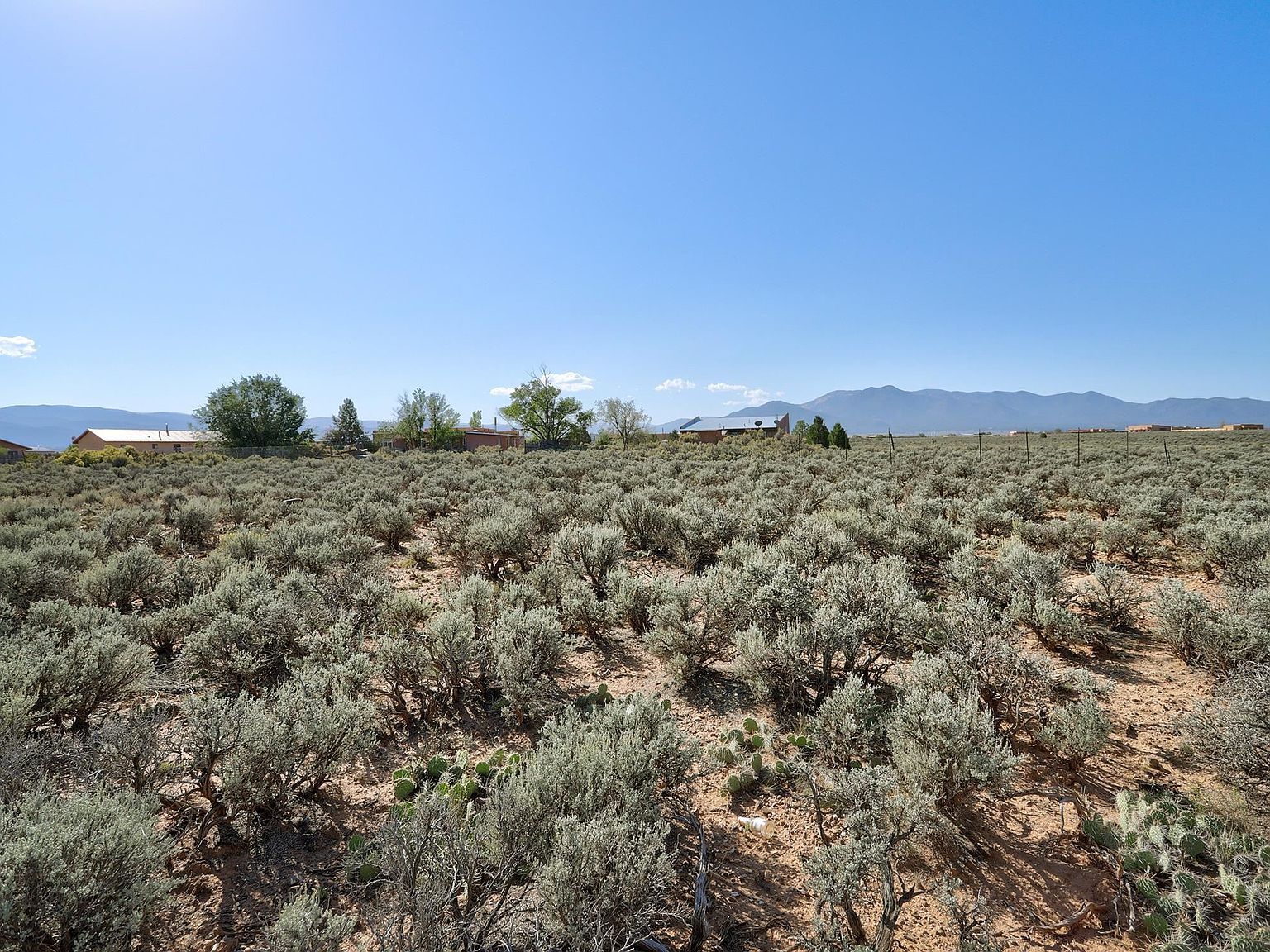 11 Calle De Isiah Ranchos De Taos, NM 87557  | Single Family