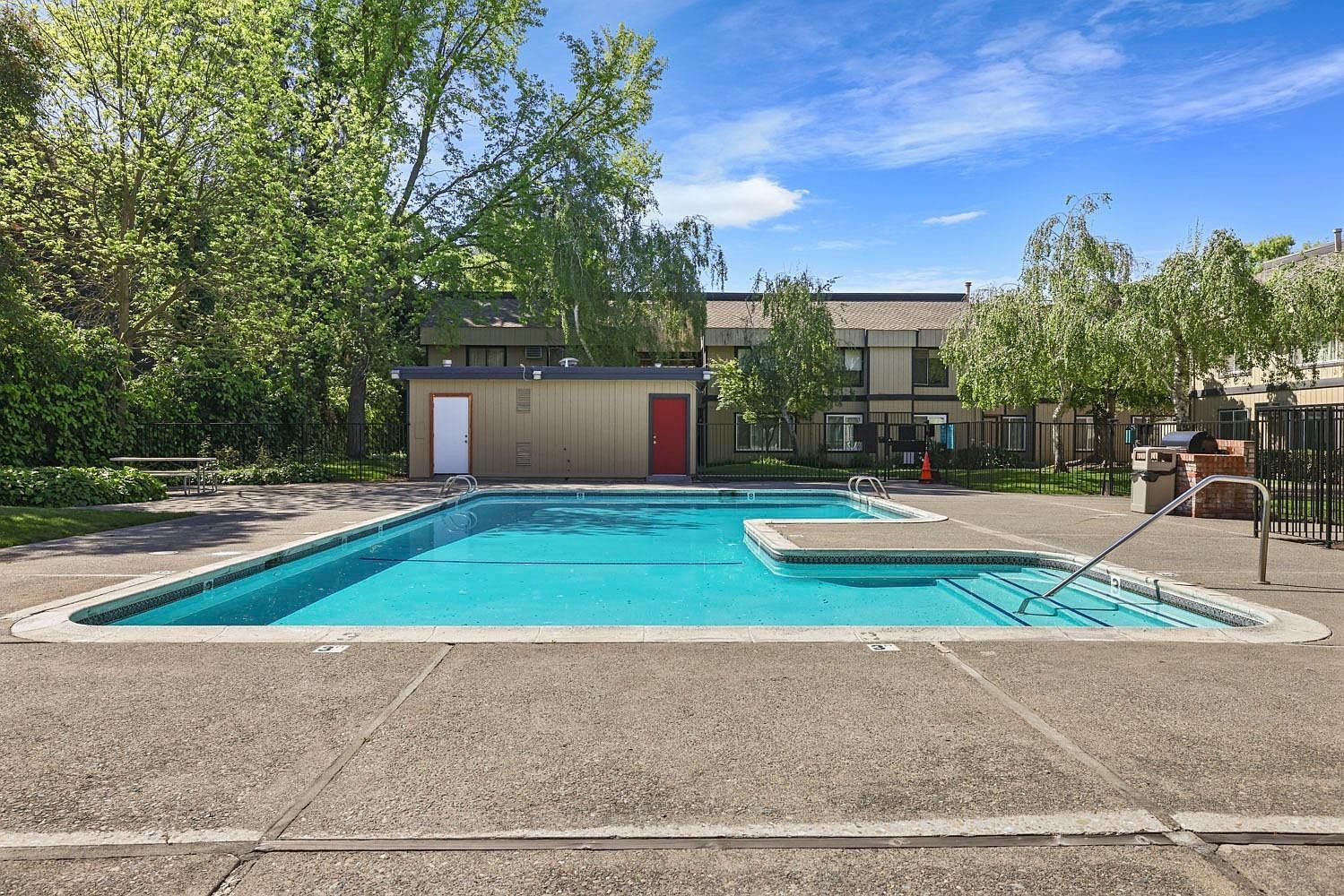 6724 Plymouth Rd APT 84 Stockton, CA 95207 | Condominium