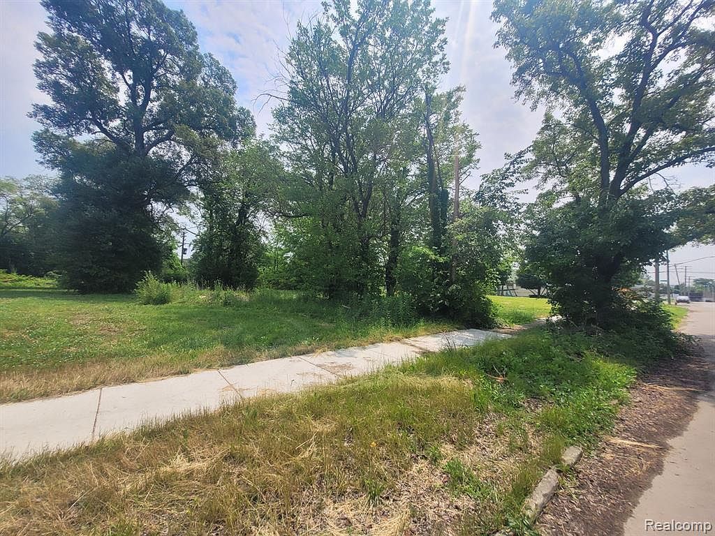 5202 Stanton St Detroit, MI 48208  | Land/Lot