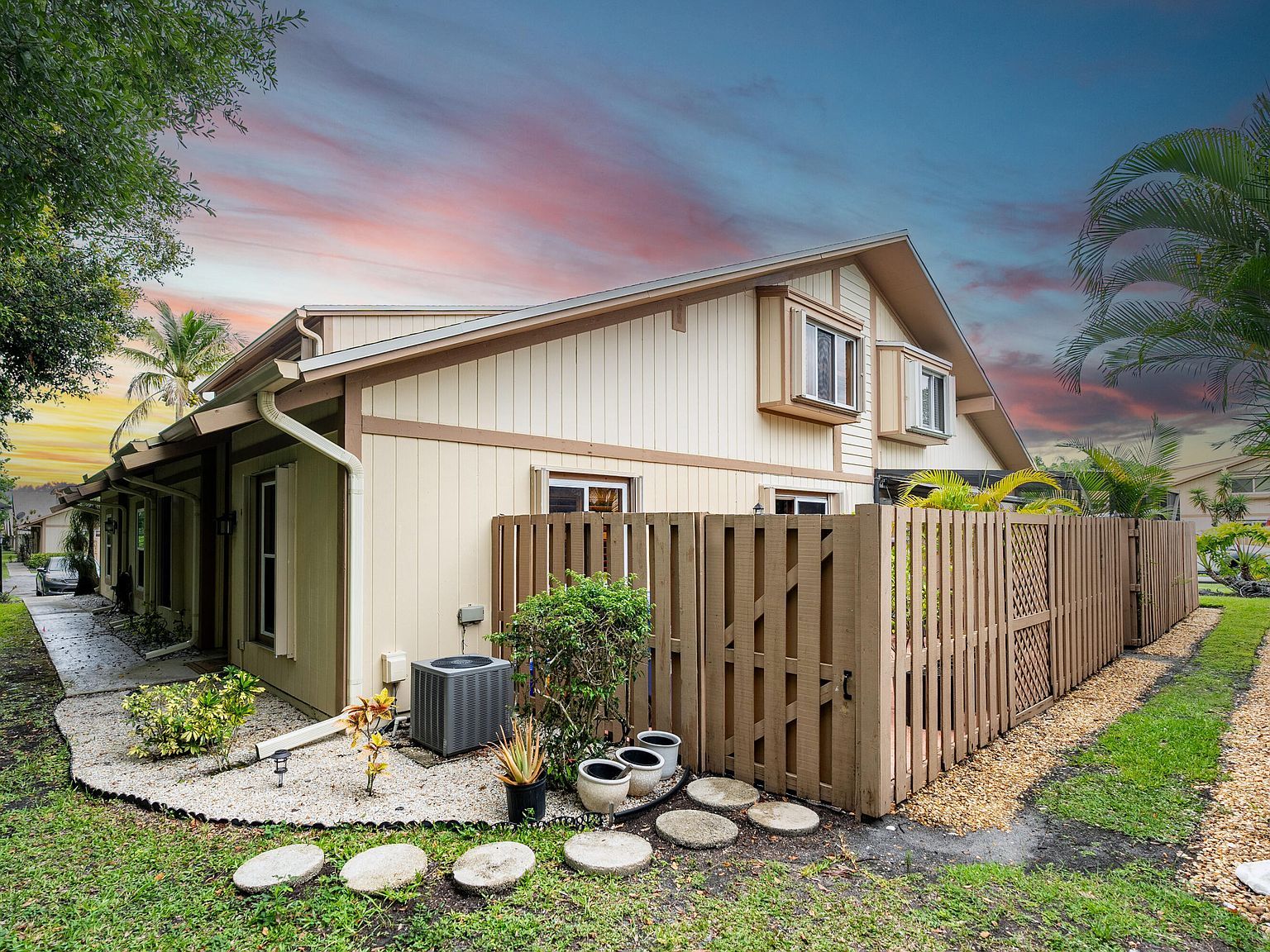 311 Maplecrest Cir Jupiter, FL 33458  | New build