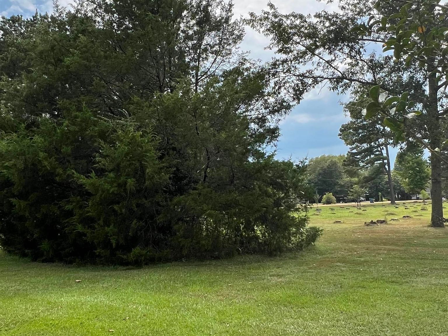 124 Magnolia Ln Monroeville, AL 36460 | Single Family