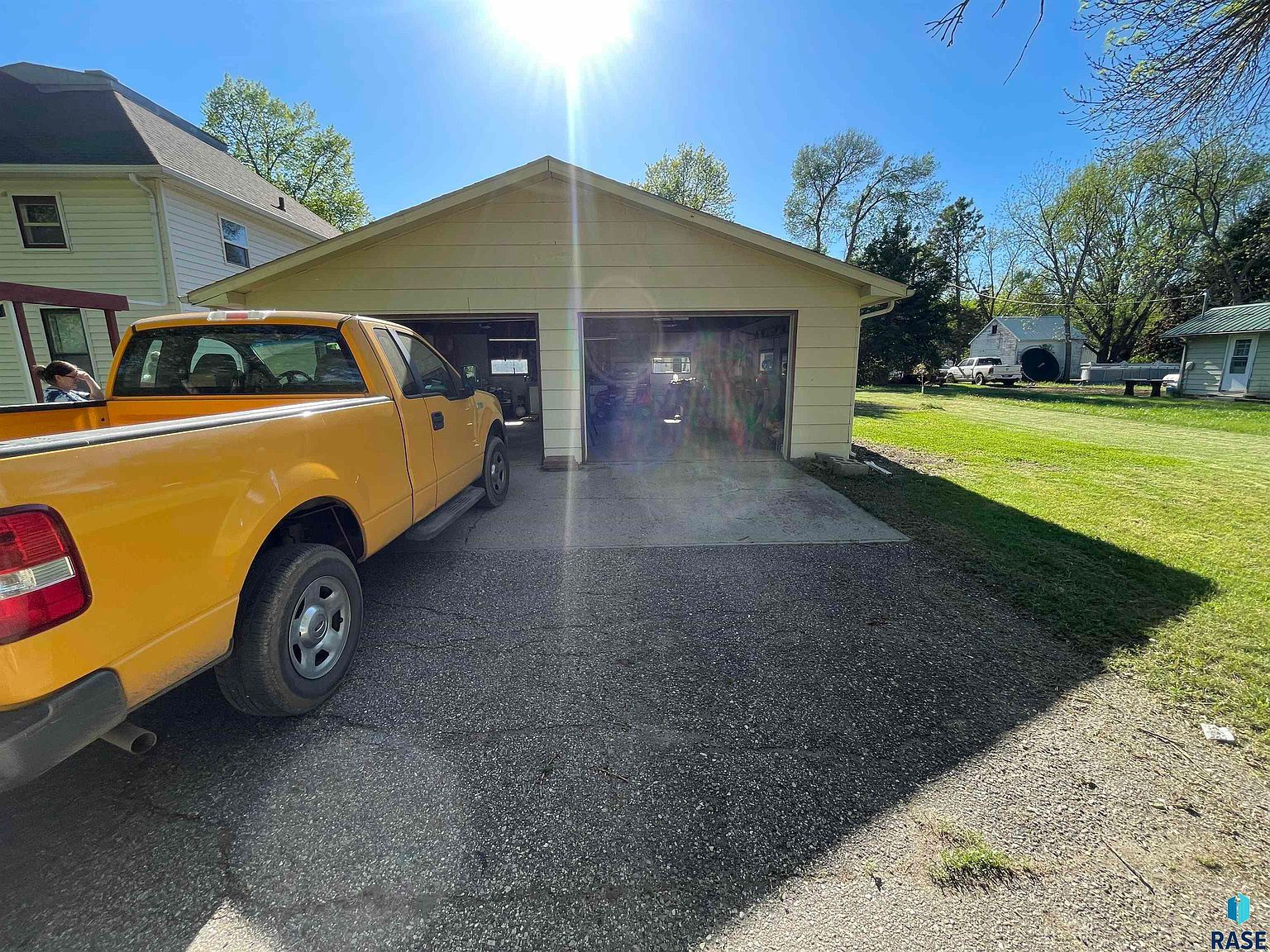 122 E 10th St Gregory, SD 57533  | Single Family