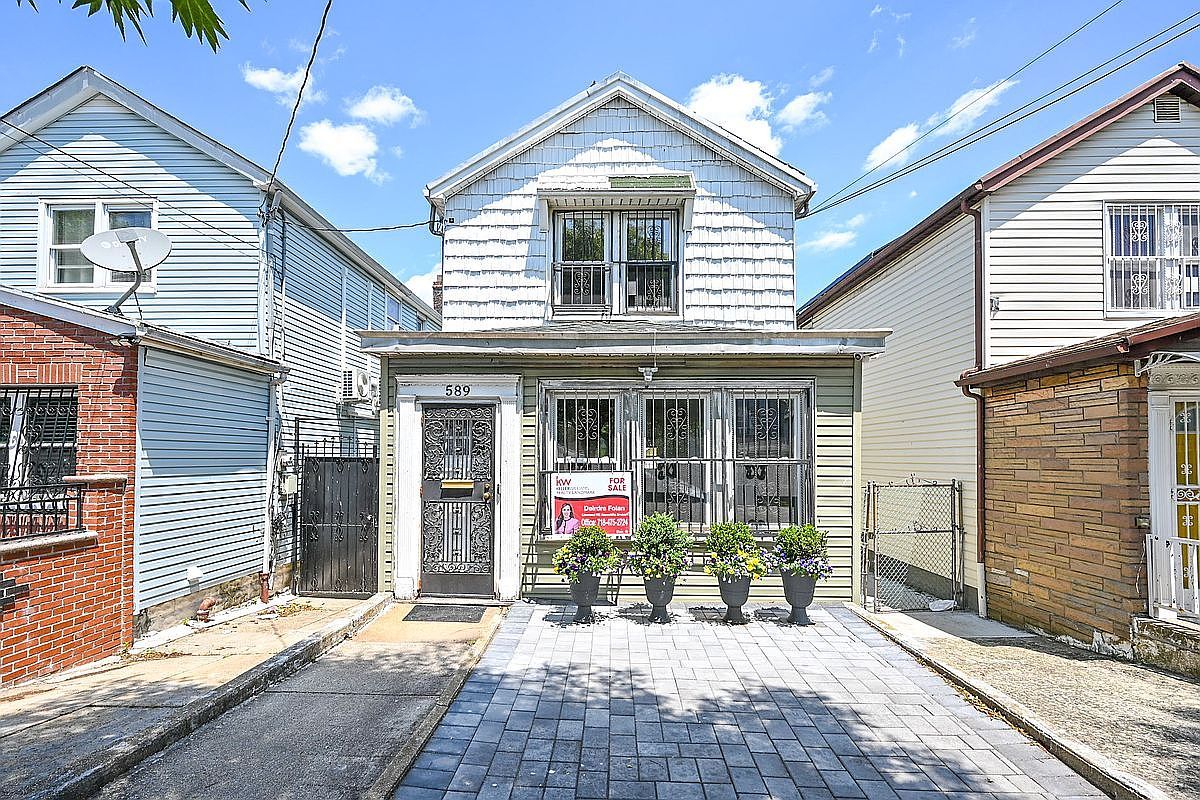 589 Milford St Brooklyn, NY 11208 | Single Family