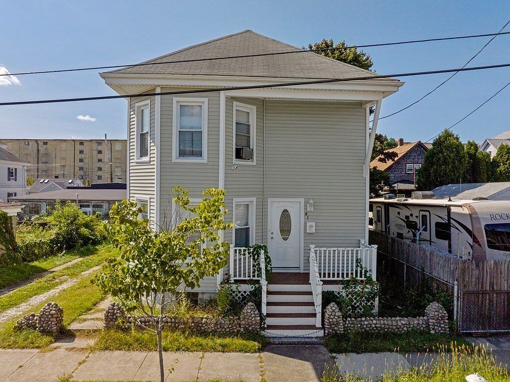 41 Edison St New Bedford, MA 02745  | Single Family