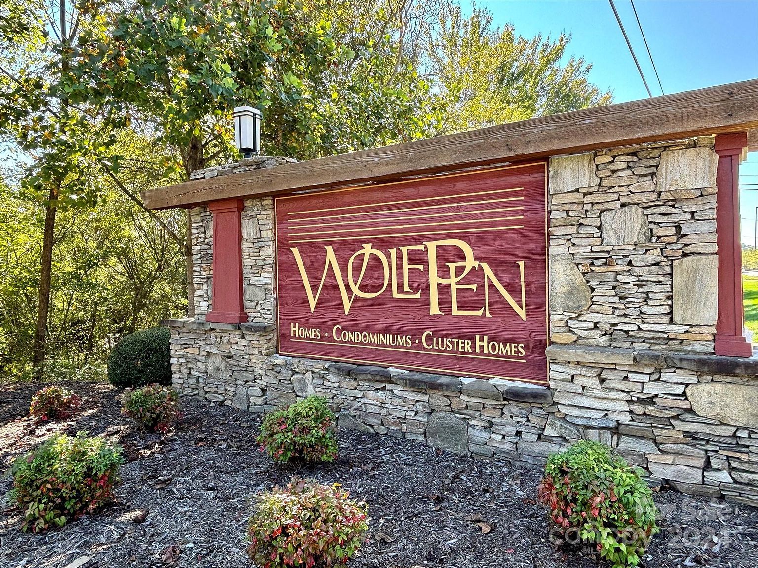 1304 Deermouse Way #405 Hendersonville, NC 28792  | Condominium