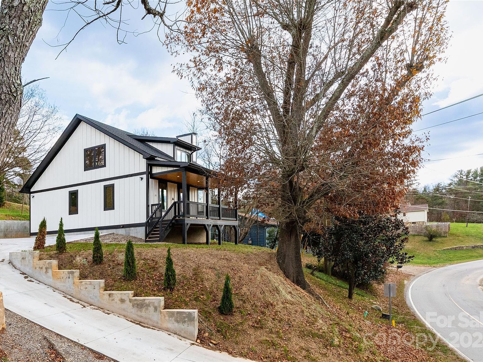 213 New Stock Rd Asheville, NC 28804  | Single Family