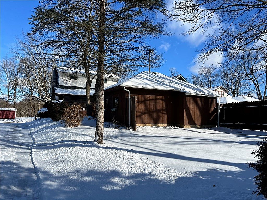 49 N Main St Greenville, PA 16125  | Single Family