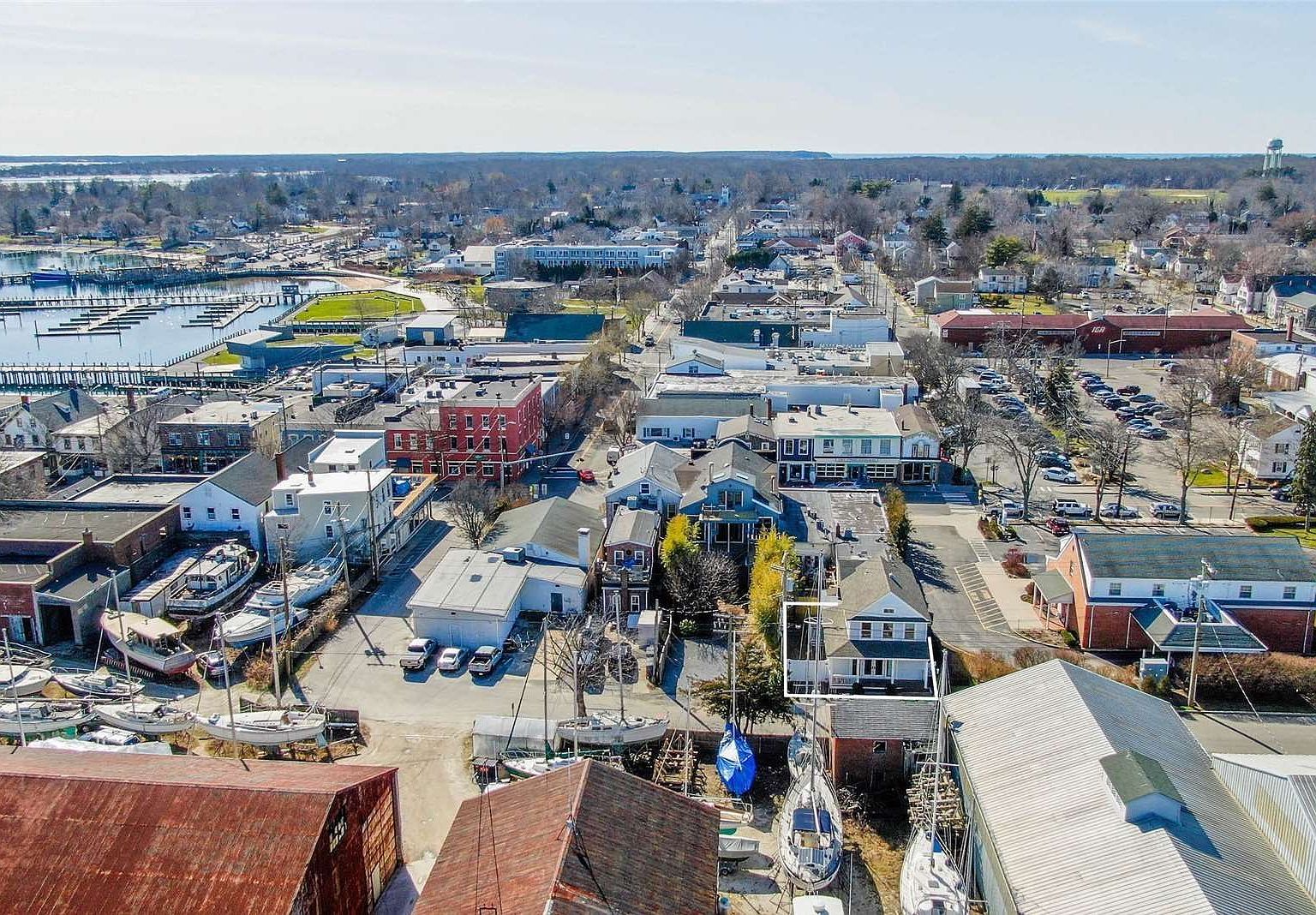 211 Carpenter St Greenport, NY 11944 | Single Family