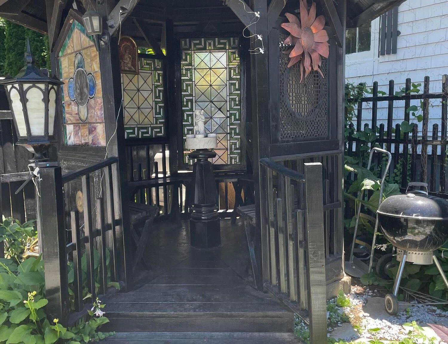 29 Cottage Pl Staten Island, NY 10302 | Single Family