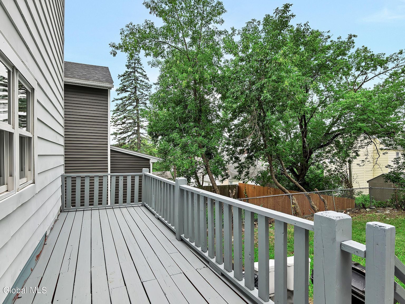 623 Seneca St Schenectady, NY 12308  | Multi Family