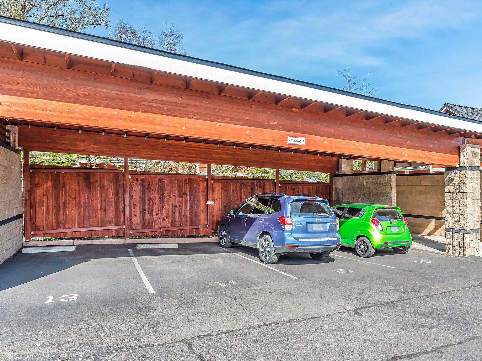 2299 Siskiyou Blvd Ashland, OR 97520  | Condominium