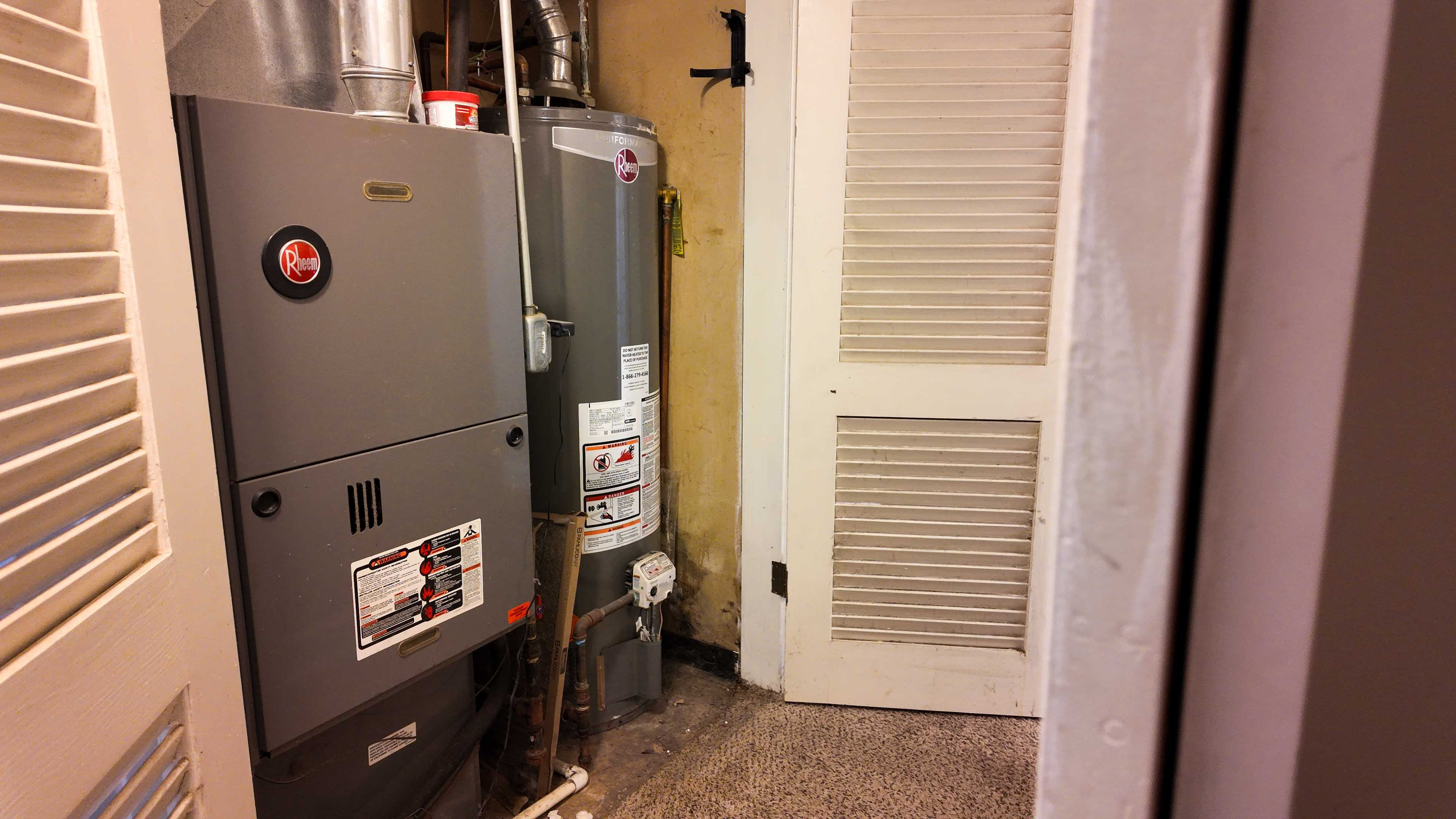 335 Oakwood Street, Park Forest, IL, USA, 60466  | Single Family