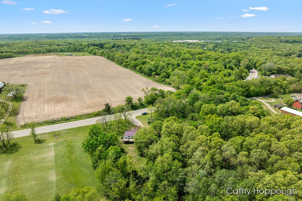 3079 E Bluewater Hwy Ionia, MI 48846 | New build