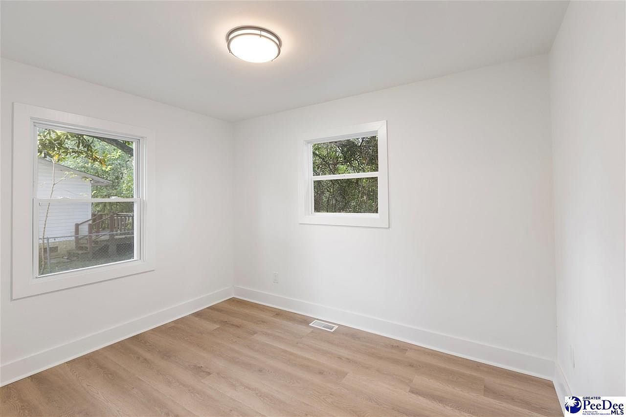 106 Fladger St Marion, SC 29571  | Single Family