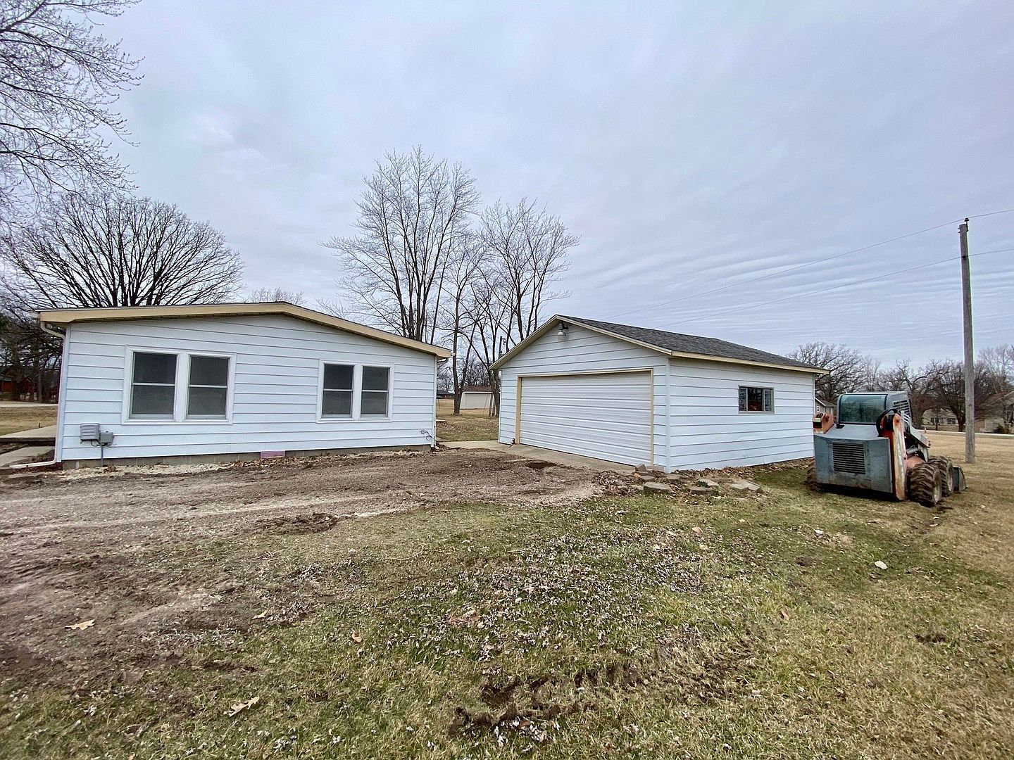 116 Seminole Ln Loda, IL 60948 | Single Family