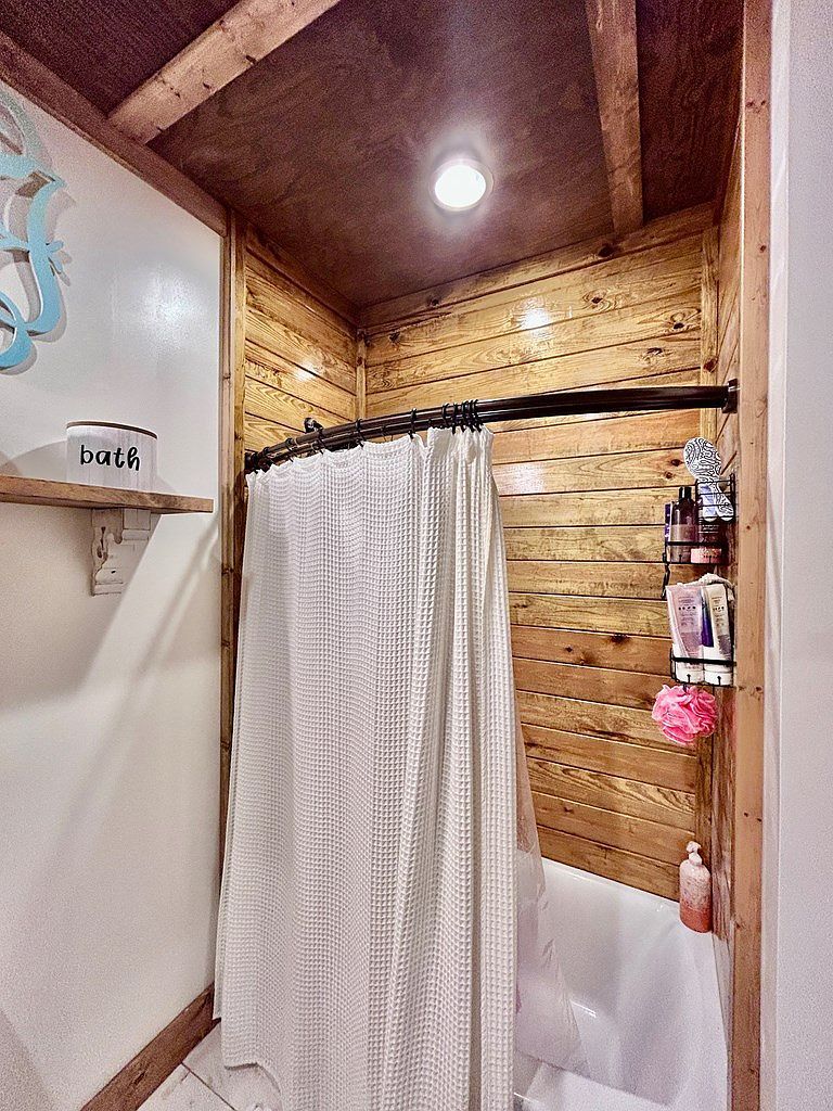 1702 Camp Shelor Dr Manning, SC 29102  | Single Family