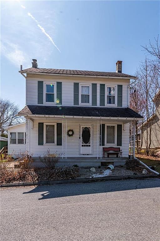 137 Buss St Pen Argyl, PA 18072  | Single Family