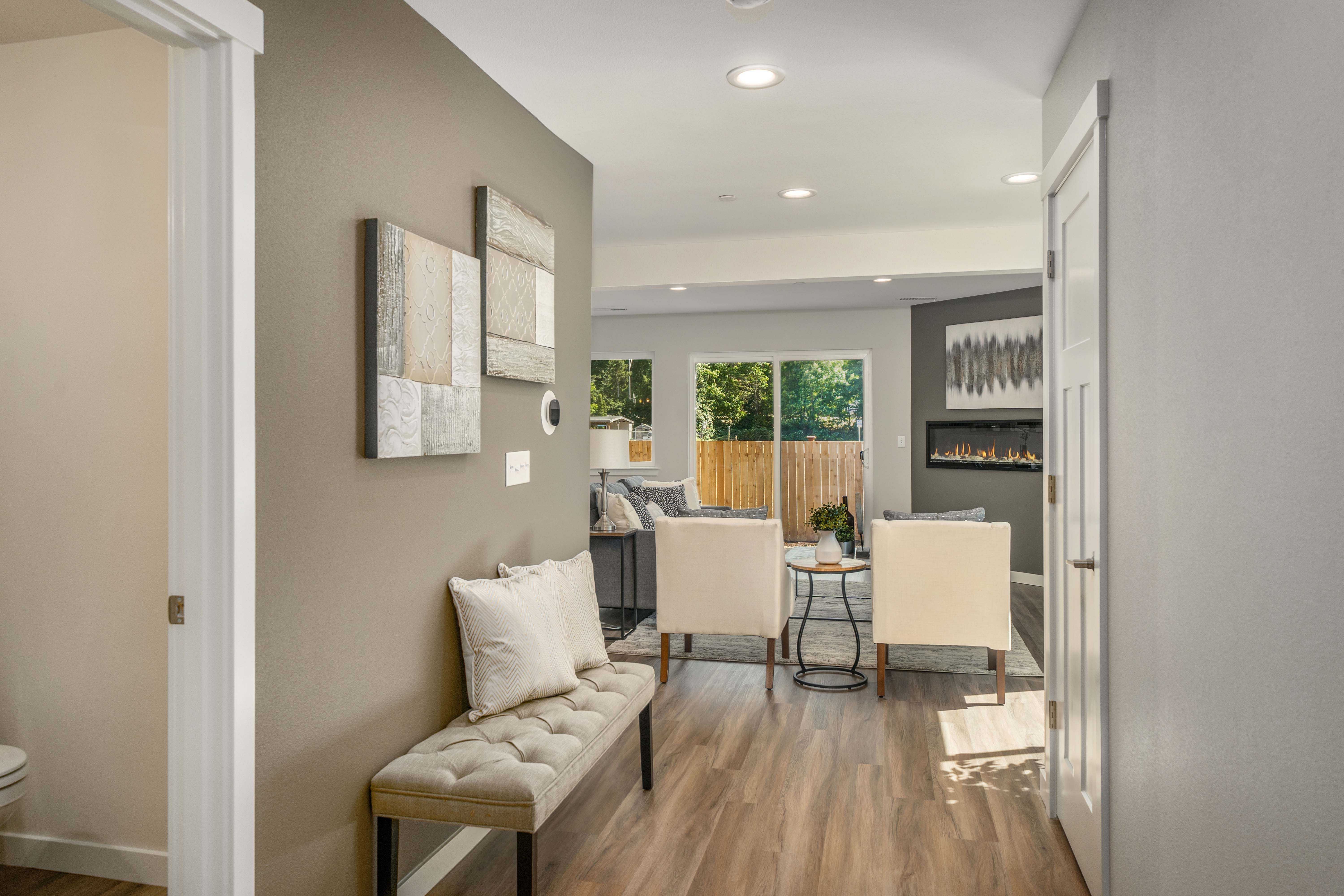 410 10th Ave SE unit b, Puyallup, WA, USA, 98372  | Condominium