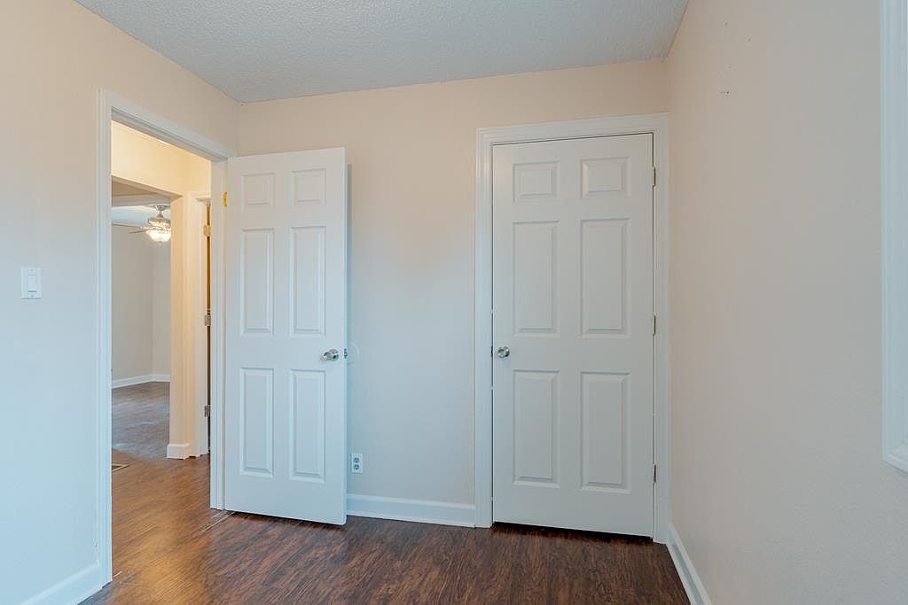 2011 Curling Dr Madisonville, KY 42431  | Single Family