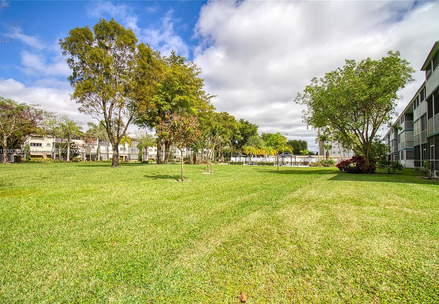 1101 Hillcrest Ct APT 101 Hollywood, FL 33021 | Condominium