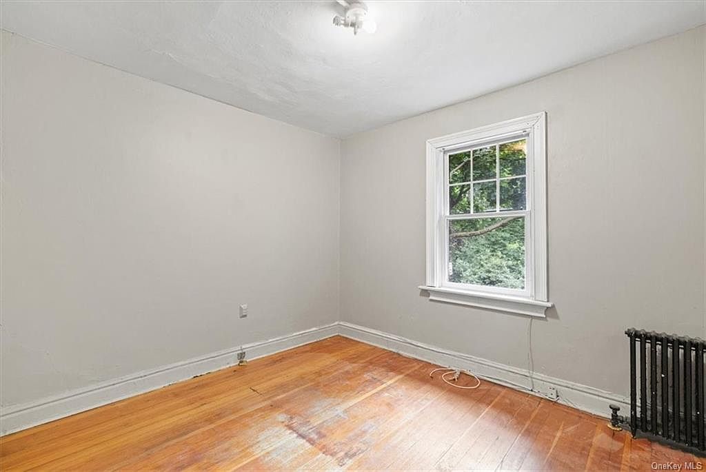 1 Mountain Rd Cornwall On Hudson, NY 12520  | Single Family