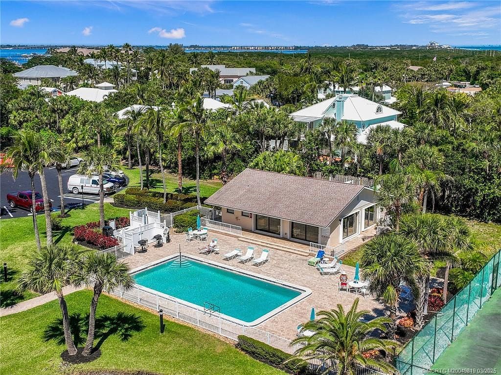 2370 NE Ocean Blvd APT B302 Stuart, FL 34996  | Condominium