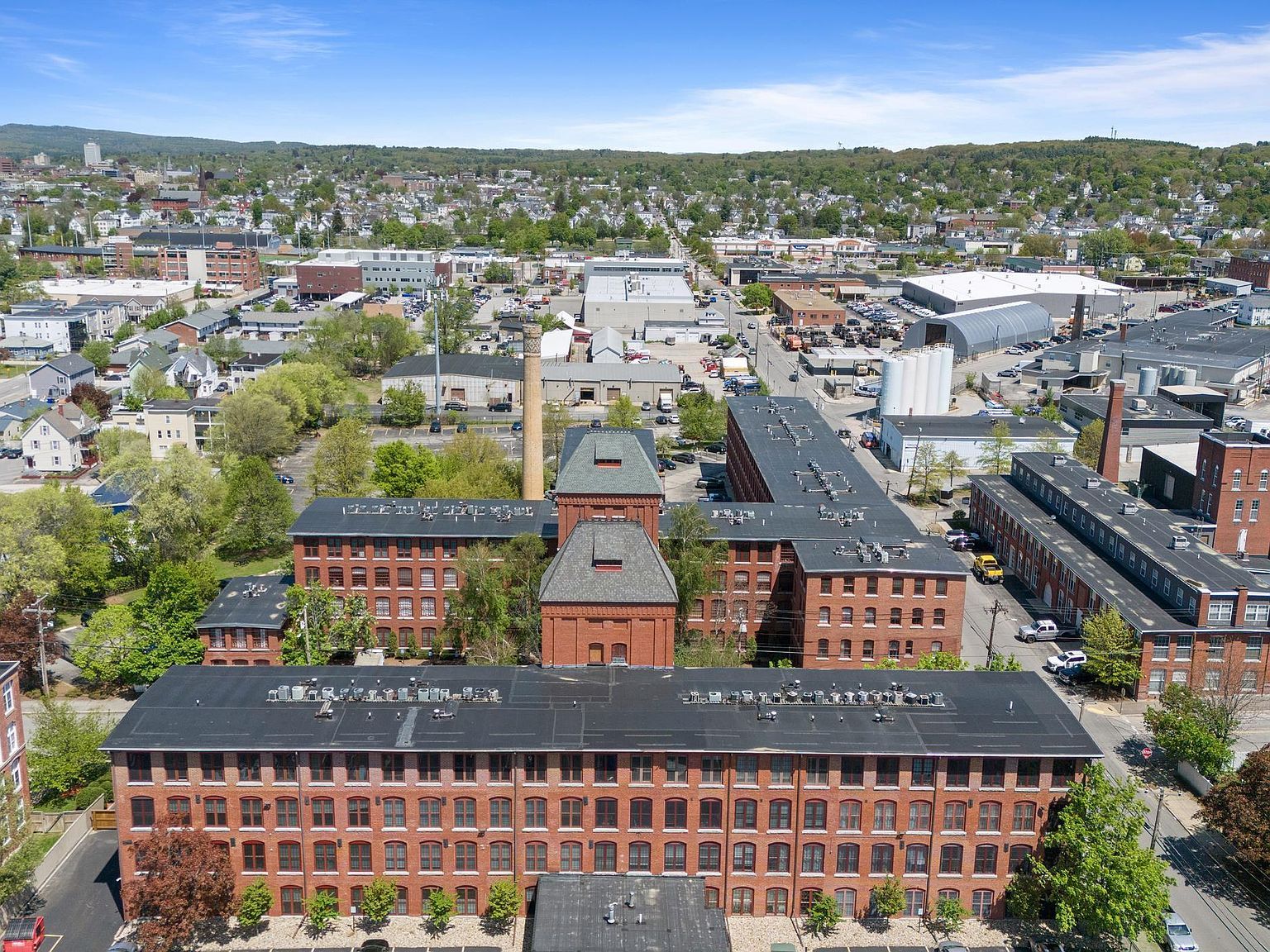 470 Silver St APT 223 Manchester, NH 03103 | Condominium