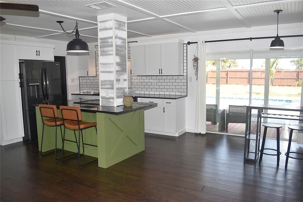 821 Silver Springs Ter NW Pt Charlotte, FL 33948 | Single Family