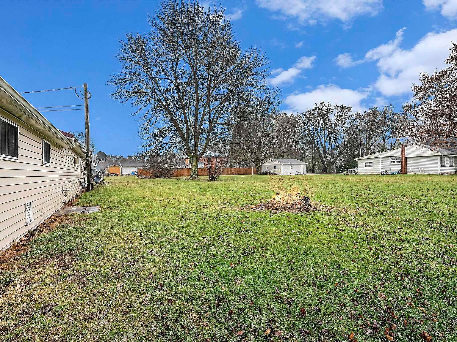 41 N Mill St Laketon, IN 46943 | Multi Family