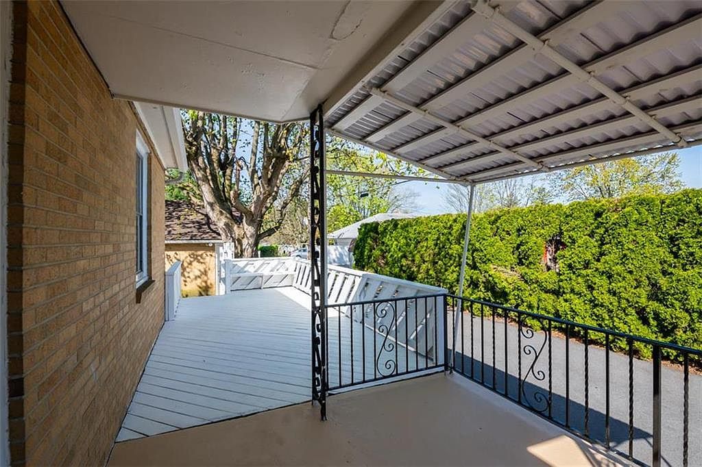 216 S 25th St Allentown, PA 18104  | Single Family