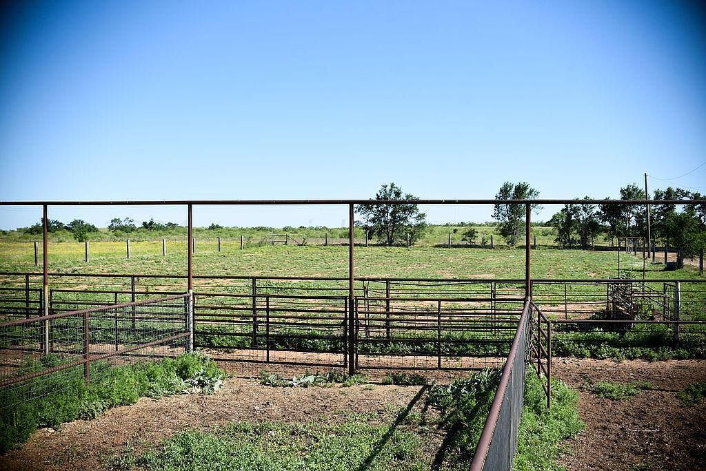 13925 County Road U Hedley, TX 79237  | Single Family