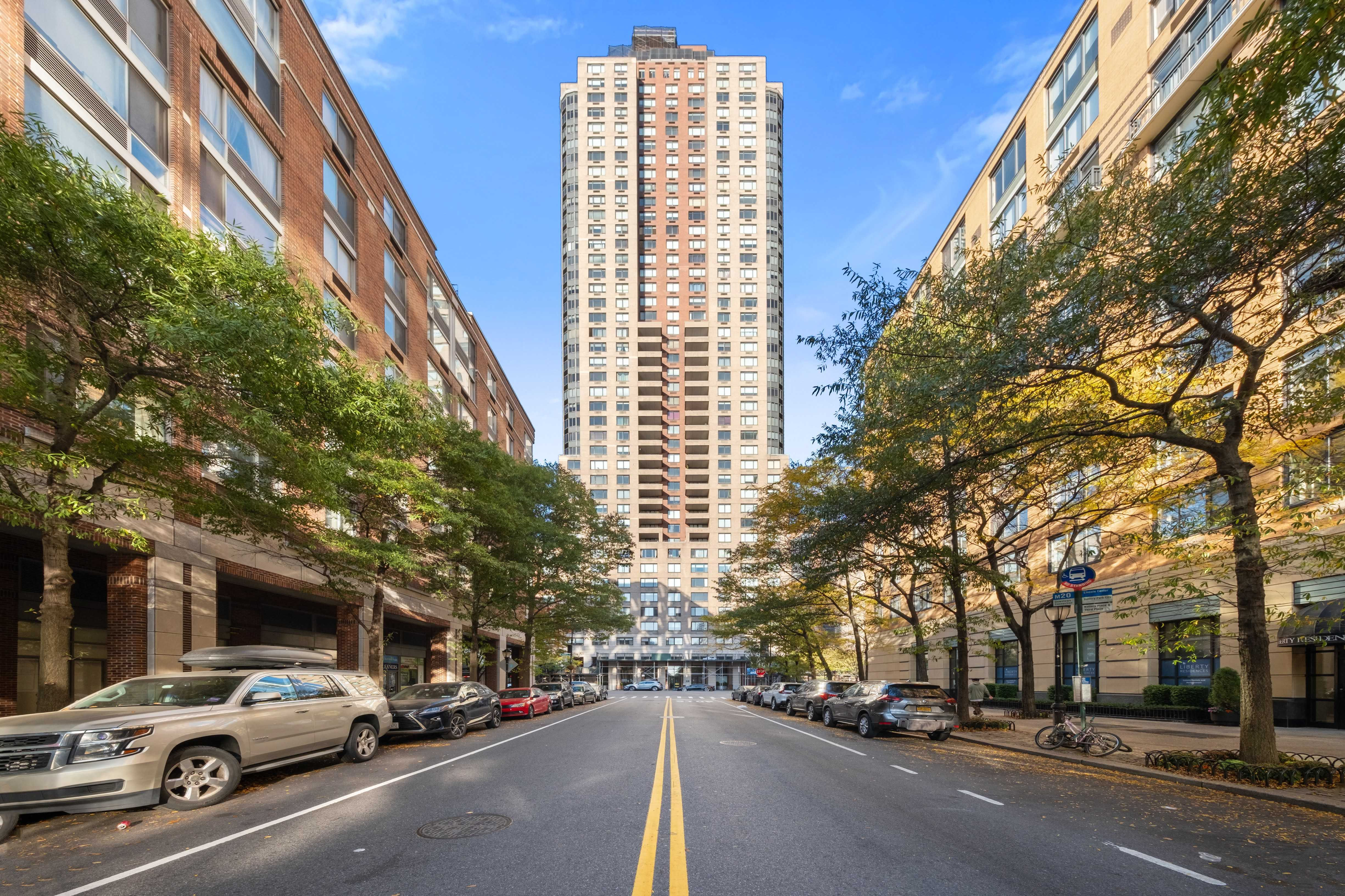 200 Rector Place unit 16f, New York, NY, USA, 10280  | Condominium